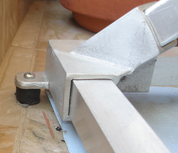 Instalacion Piramides Energeticas Uniones Piezas Aluminio Caños Nivelacion