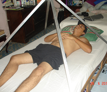 Piramide Energetica Terapia Acostado